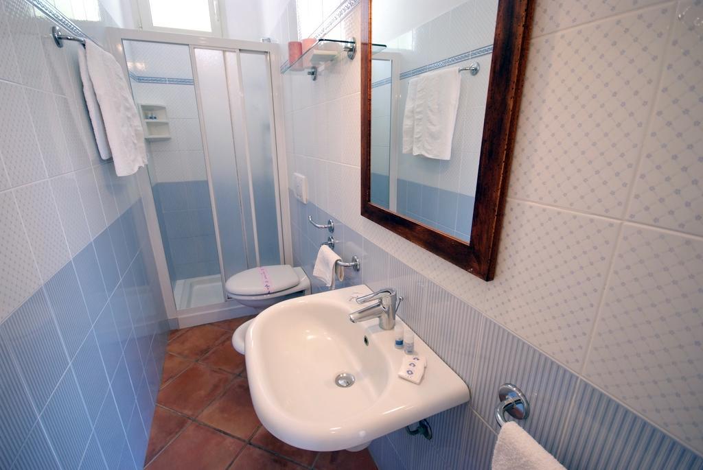 Casa Vacanze Dino Apartment Capoliveri  Luaran gambar